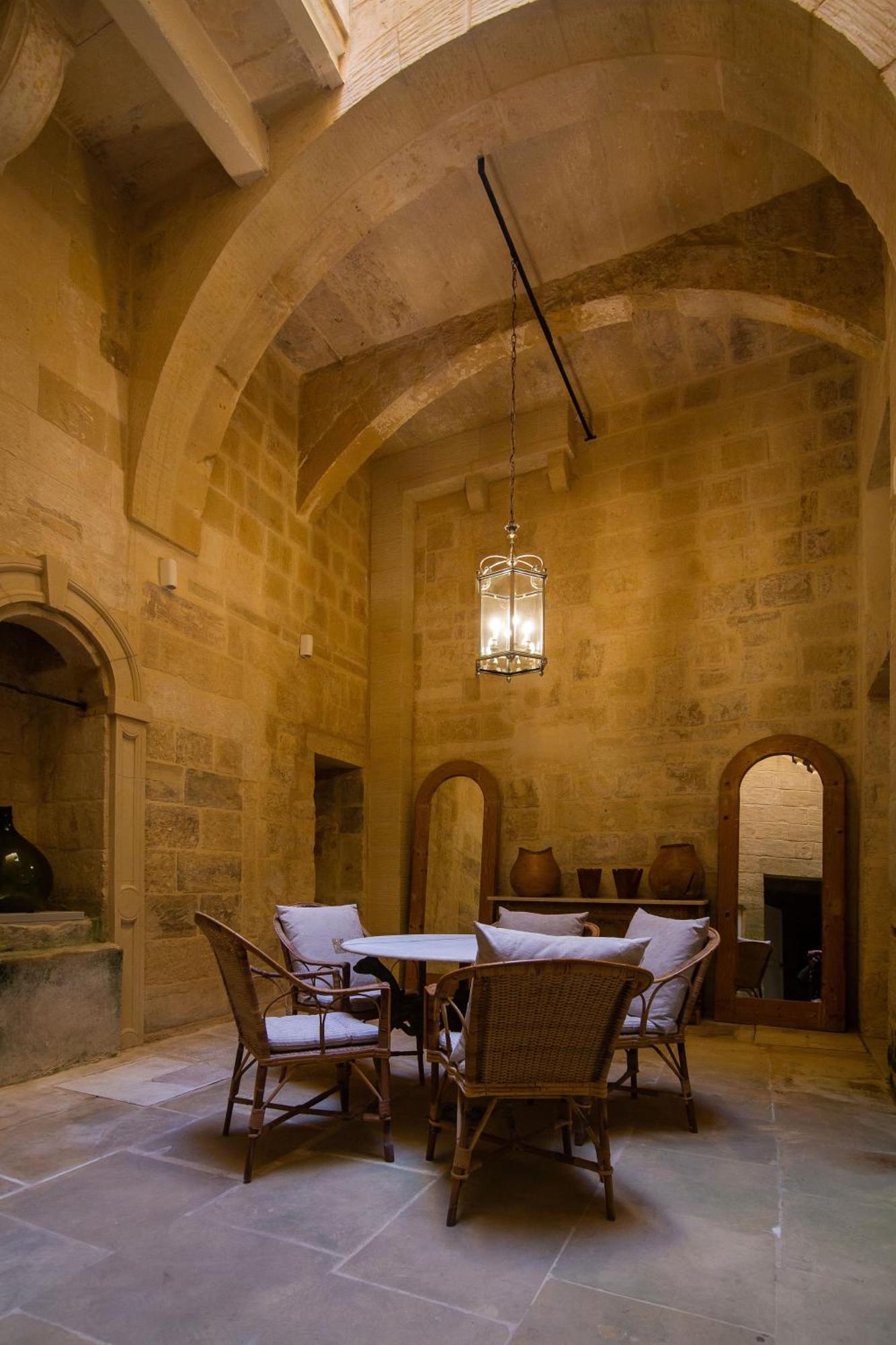 Palazzino Birgu Host Family Bed And Breakfast Buitenkant foto
