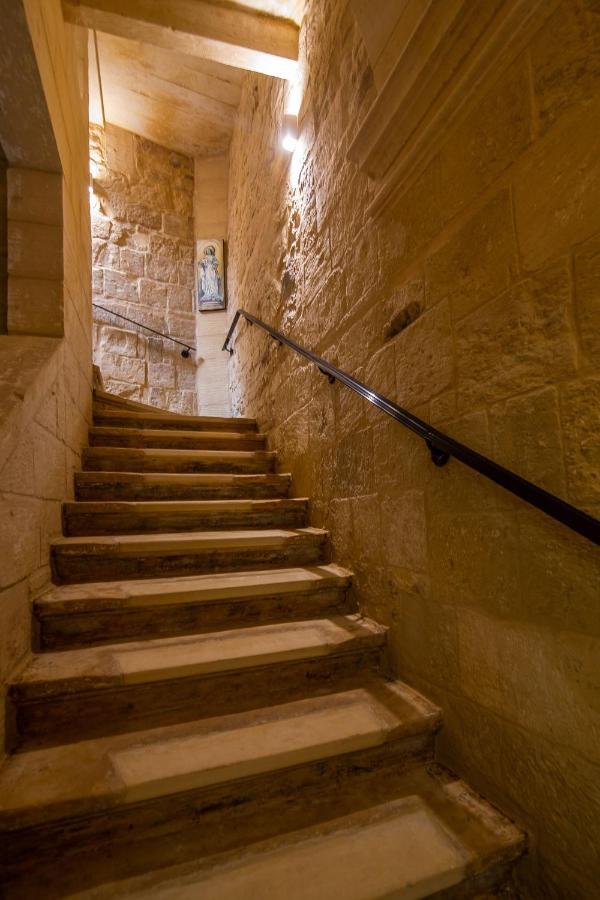Palazzino Birgu Host Family Bed And Breakfast Buitenkant foto
